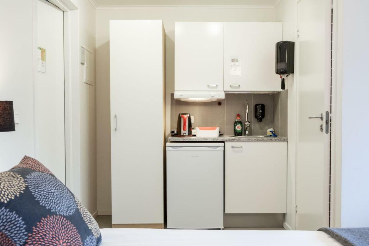 Ettsmart Hotell Соллентуна Экстерьер фото